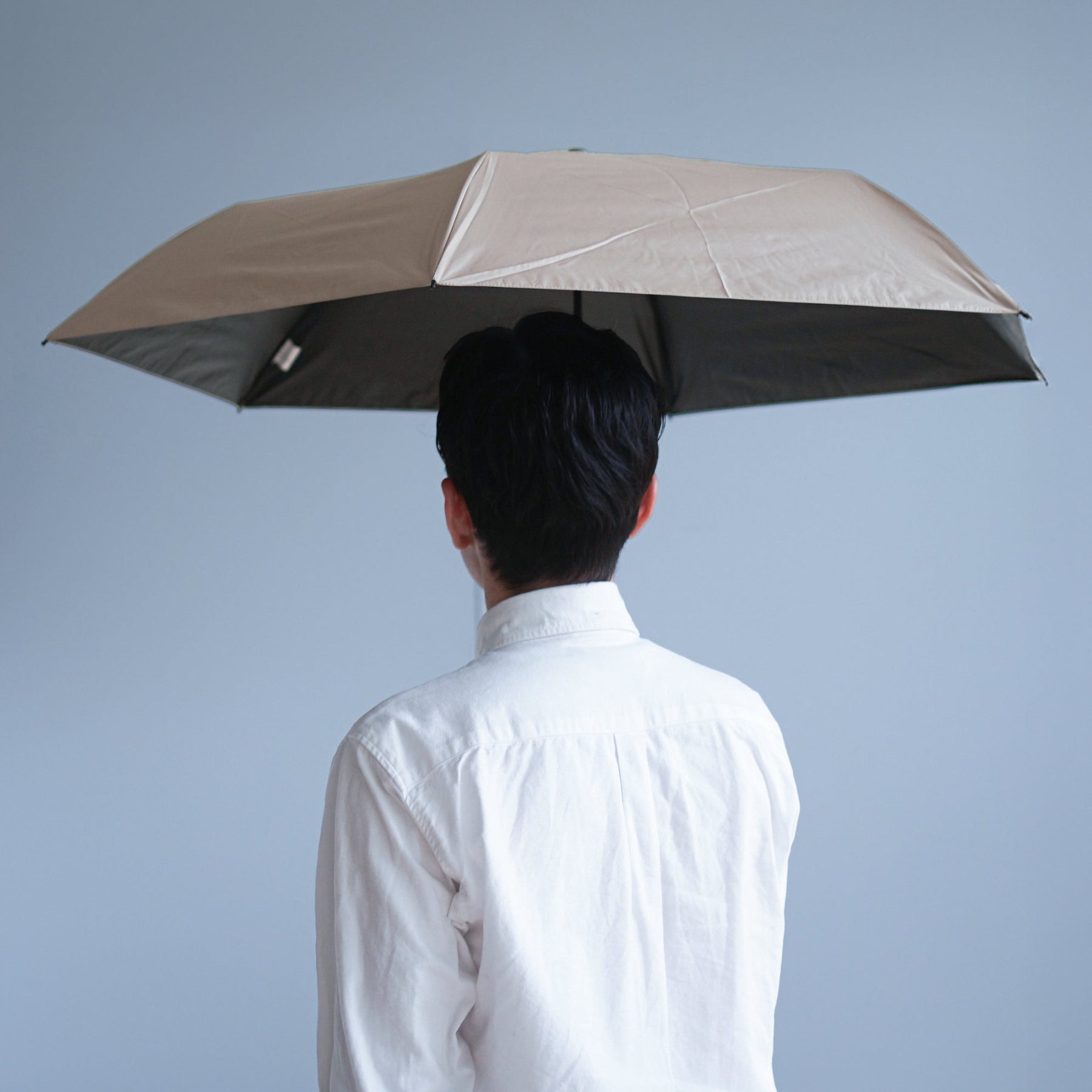 Suitable for both sunny and rainy days Easy to open and close 55cm